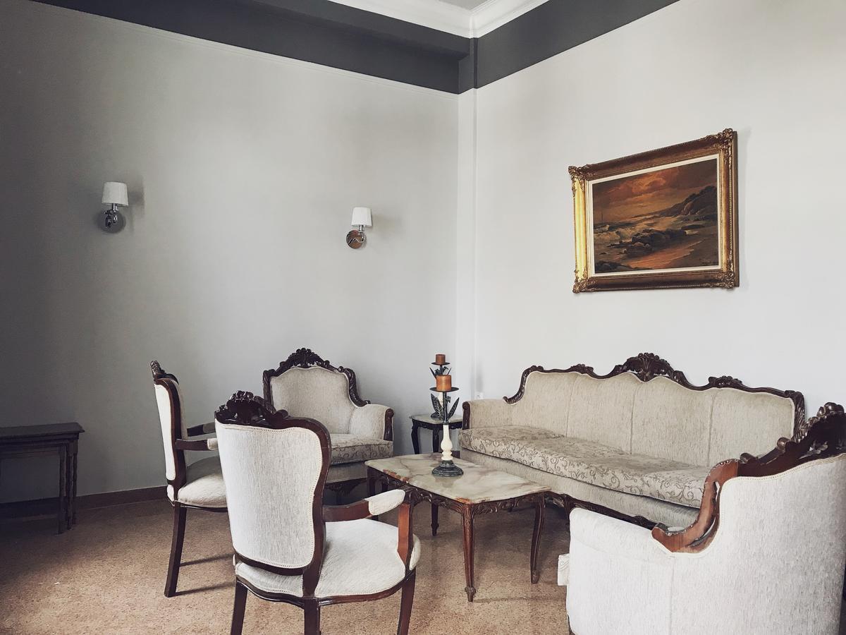 Villa Mc Queen Атина Екстериор снимка